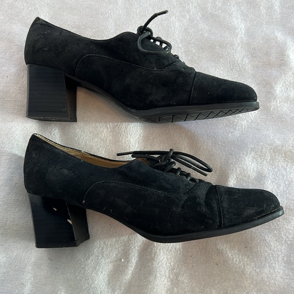 ⭐️ Madeline Stuart Collection black faux suede lace Oxford chunky 2.5” heel 6.5 - Picture 4 of 15